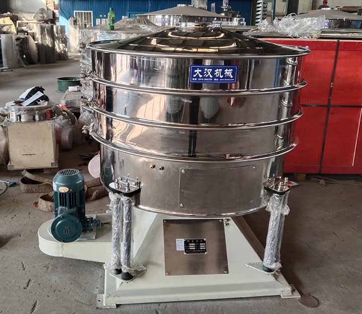 Two-layer sugar shaking sieve