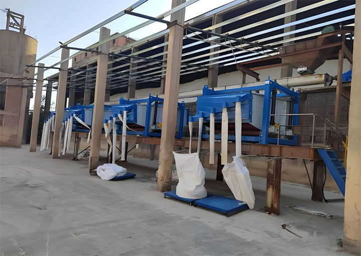 Multiple square gyratory screens installed in a row at a grain storage and port receiving terminal