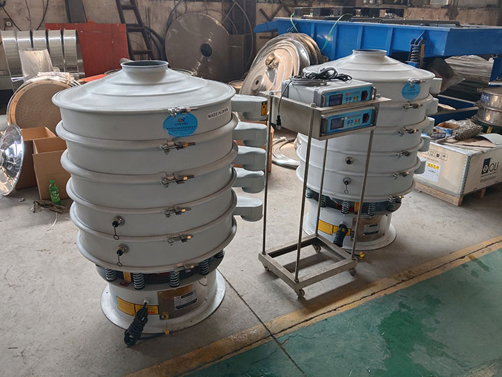 Multi-deck industrial vibrating screens and ultrasonic screening systems on the factory floor of Dahan Machinery