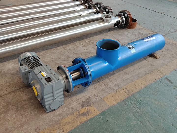 Dahan custom-configured tubular screw feeder with direct-mount gear motor drive