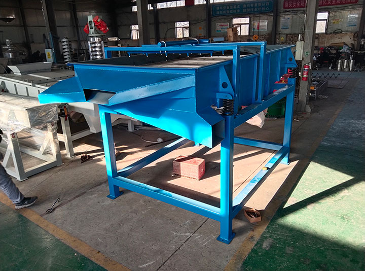 A heavy-duty, custom-engineered single-deck vibrating screen manufactured by Dahan Machinery, tailored with specific frame stiffness and inclination angles to fit a unique plant layout.